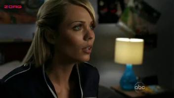 Laura Vandervoort naked : her hottest moment