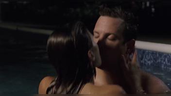 The most intimate sexy scenes of Angela Sarafyan, Lake Bell and Michelle Borth