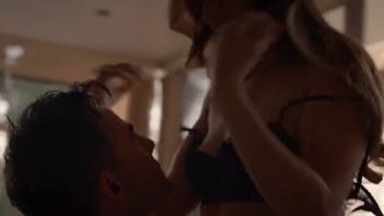 Amanda Righetti : The babe who gets us all excited