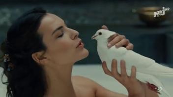 The nude beauty of Carole Bouquet
